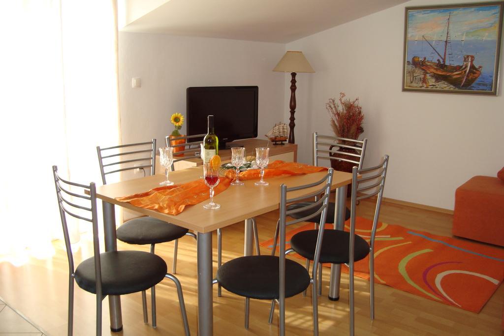 Apartments Bulicic Trogir Phòng bức ảnh