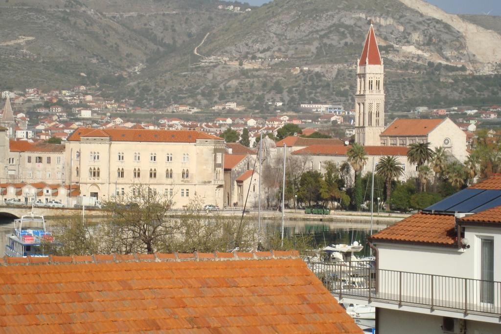 Apartments Bulicic Trogir Phòng bức ảnh