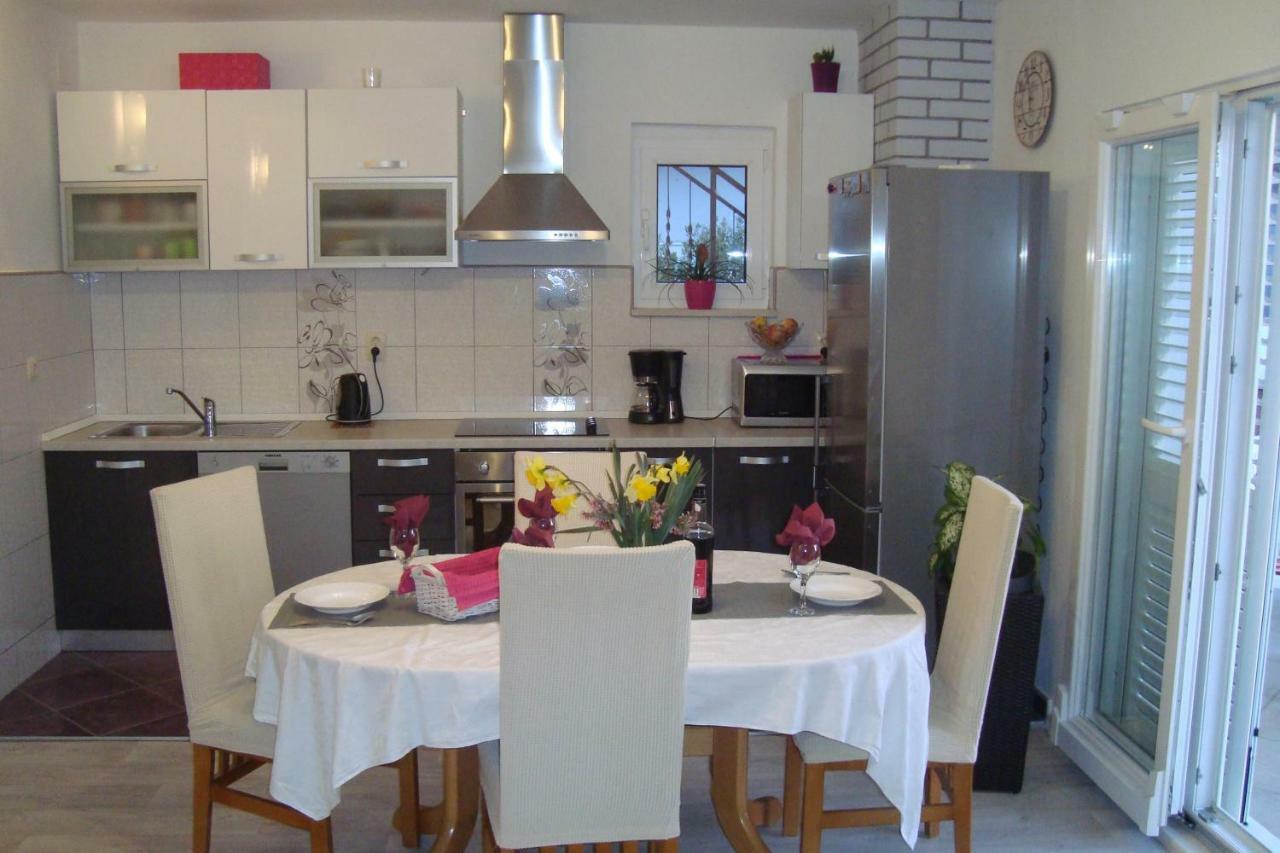 Apartments Bulicic Trogir Ngoại thất bức ảnh